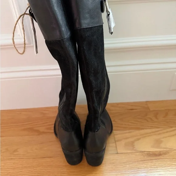 👢NWOT Born Thea Black Suede Boots Sleek Design - Picture 5 of 9